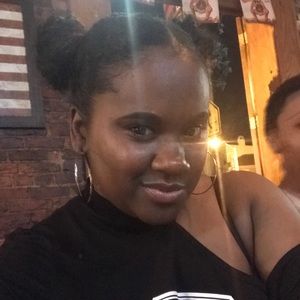 Meet your Posher, Ariel